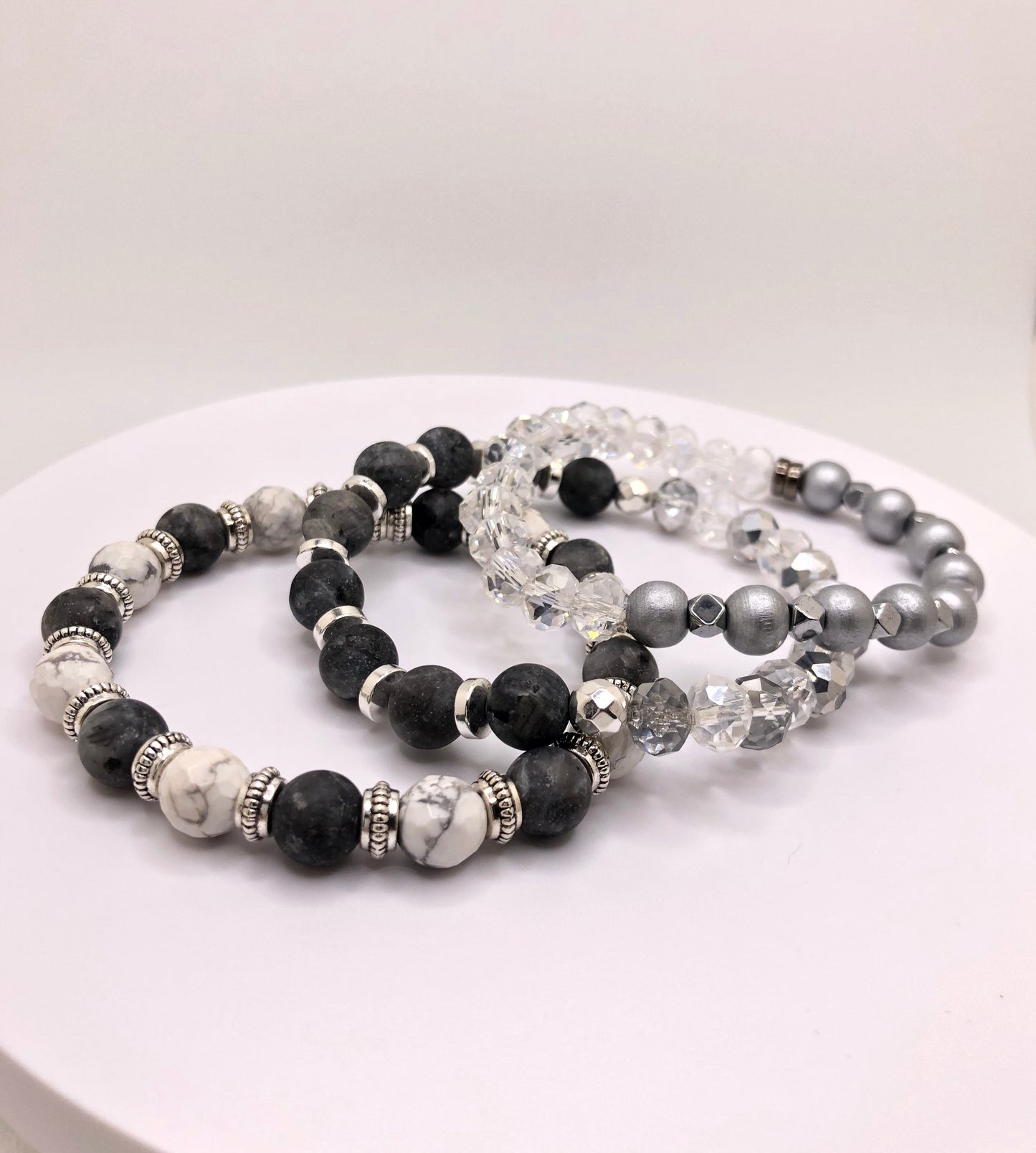 Labradorite & White Howlite Calming Protection Zen Bracelet